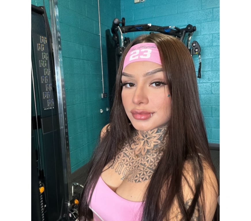 Escorts West London Hounslow - Photos for Safira - Hot Brazilian Girl 🥵🔞🔥❤️