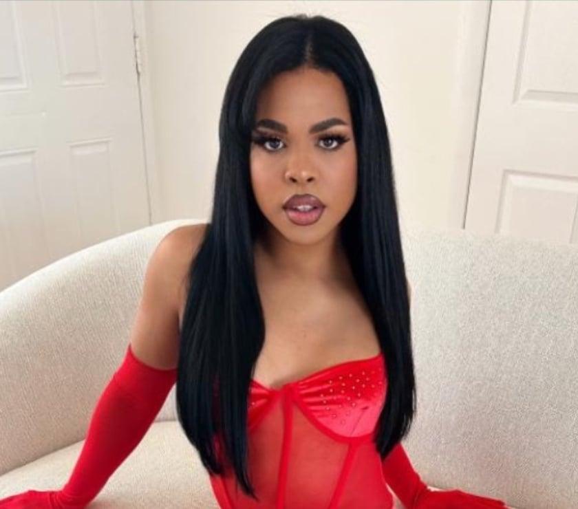 Transsexual Plaistow East London - Photos for MISS RAFAELLA HOT ALWAYS HORNY 😈