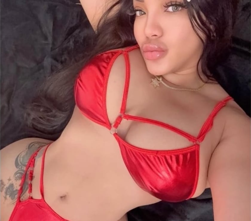 OWO Escorts & Erotic Massage Cricklewood North West London - Photos for Maura 🍑🍑 BOMBON MAGIC ✨