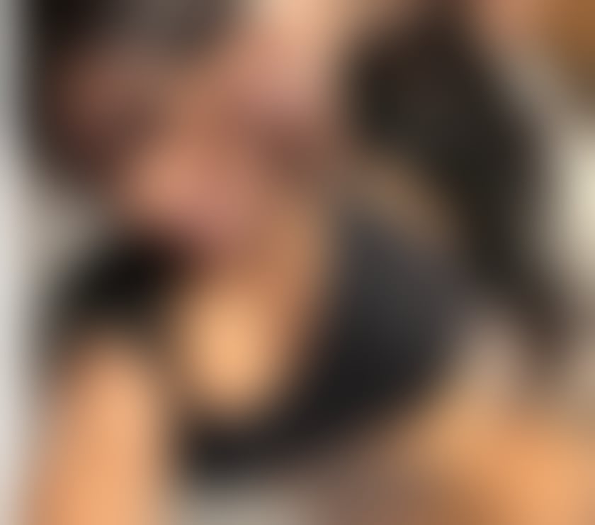 Maura 🍑🍑 BOMBON MAGIC ✨