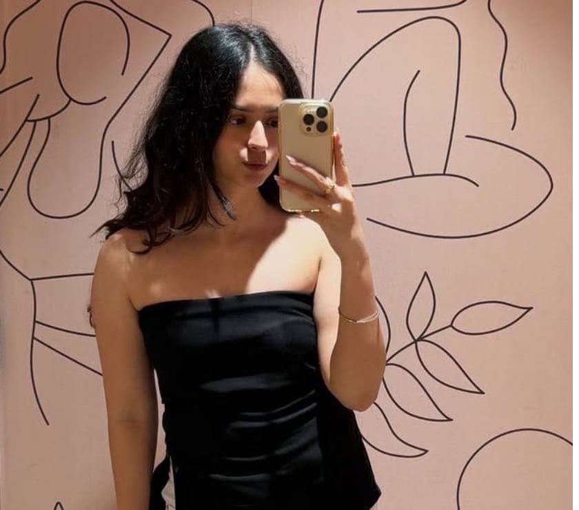 Escorts West Midlands Birmingham - Photos for Anshika available here 🥰 incall outcall available🥰