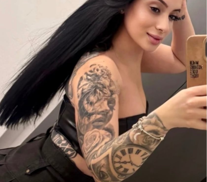  Escorts & Erotic Massage High Wycombe Buckinghamshire - Photos for Sexy bomb in town for your fantasy 😍