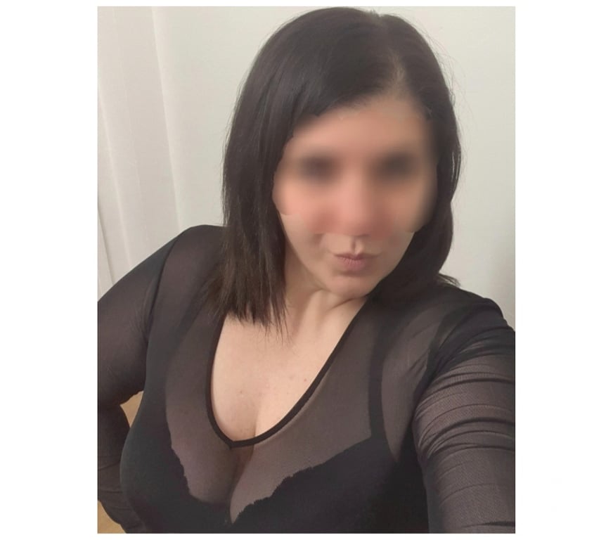 Escorts Kent Medway - Kent - Photos for ​Step Closer...Experience The Ultimate Relaxation With Me!