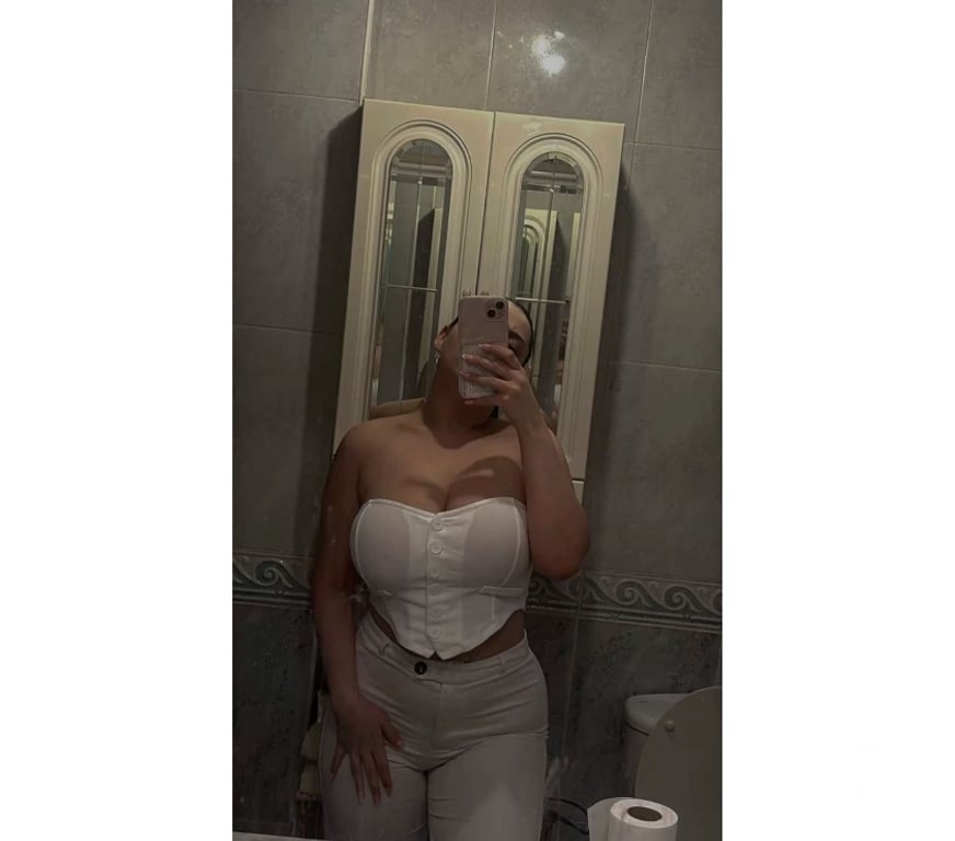 Adult Entertainment Devon Plymouth - Photos for Goddess Ruby your busty pleasure!