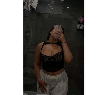 Adult Entertainment Bank Station Central London - Photos for Goddess Ruby! Curvy and busty!