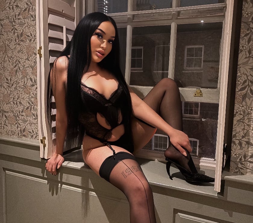 Trans Heathrow Hillingdon - Photos for Trans girl Selena OUTCALL