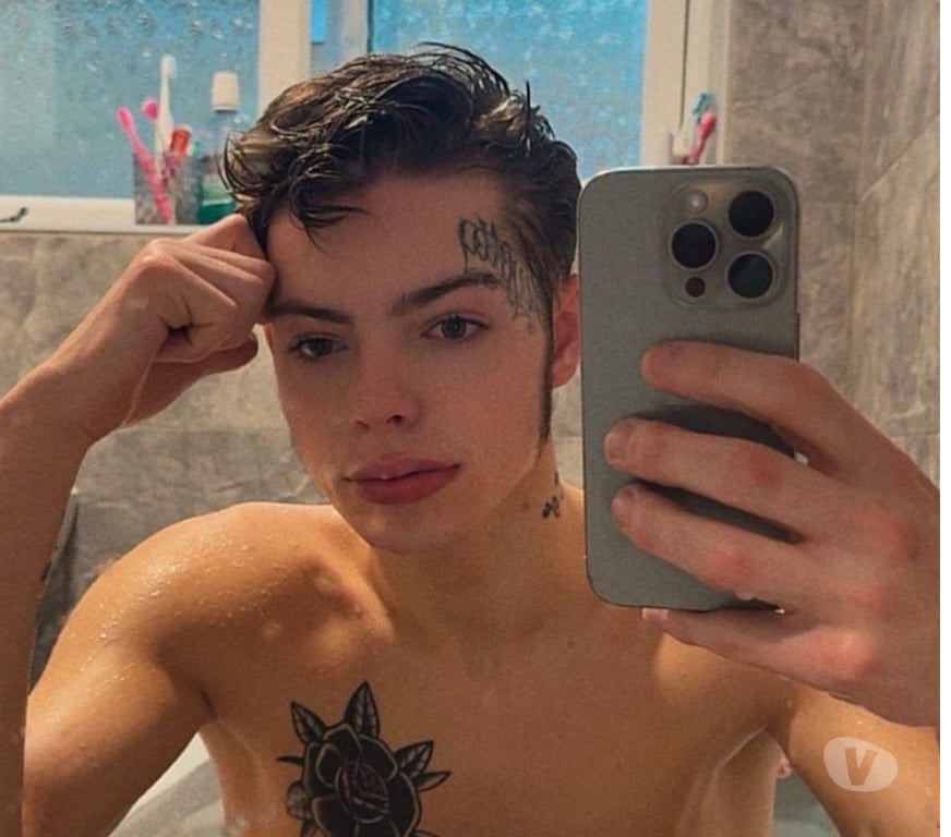  Gay massage West Midlands Birmingham - Photos for New young twink available now