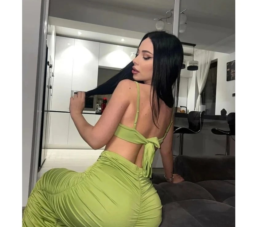 Hi I’m erika new no rush only outcall party🔞❤️