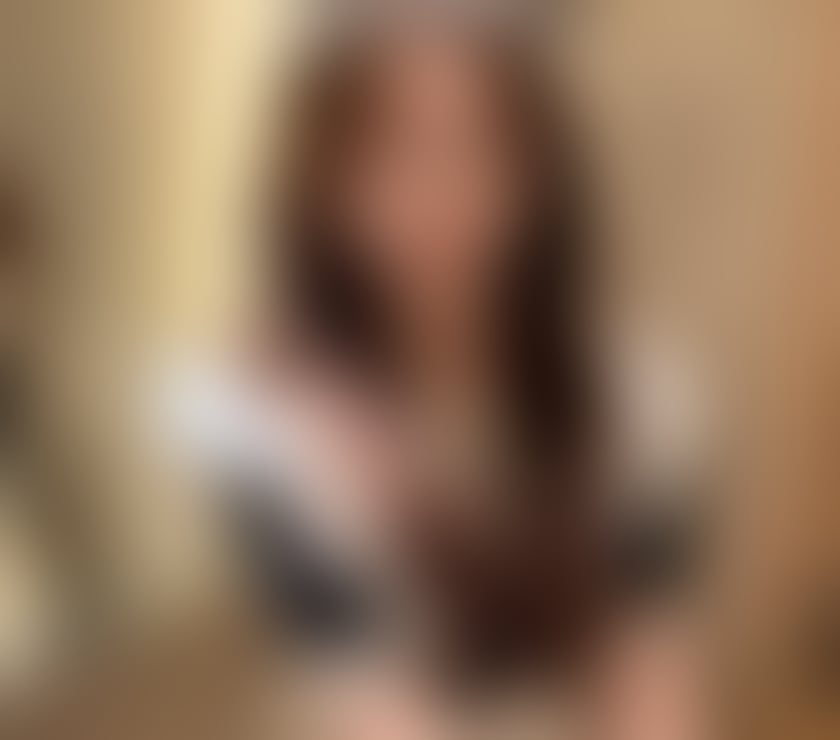 Friendly Japanese girl 👧🏻 New