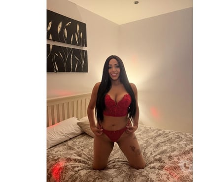 Escorts Hull City Centre Hull - Photos for Jade new in town 🇧🇷😈