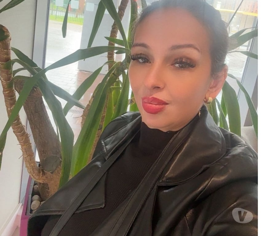 Escorts Merseyside Knowsley - Photos for Fatal seduction, charm and danger in every moment