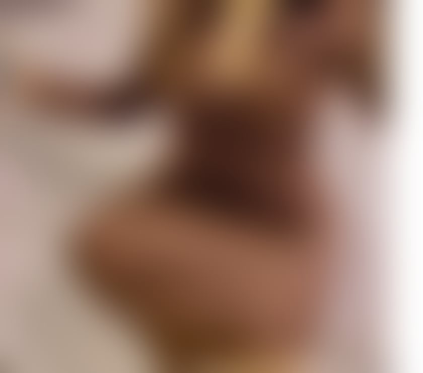 Natural beauty -petite asian girl with medium build