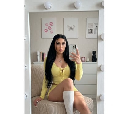 Escorts Canning Town East London - Photos for Arzu Simple sweet and natural curvey