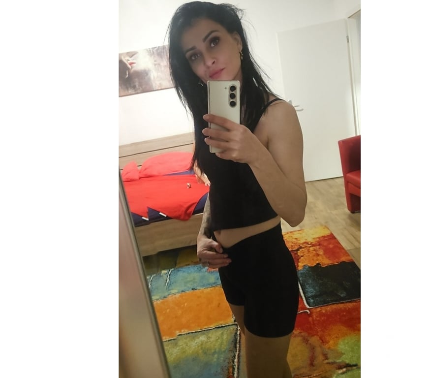 Escorts Essex Thurrock - Essex - Photos for I'm Cristina a good girl.