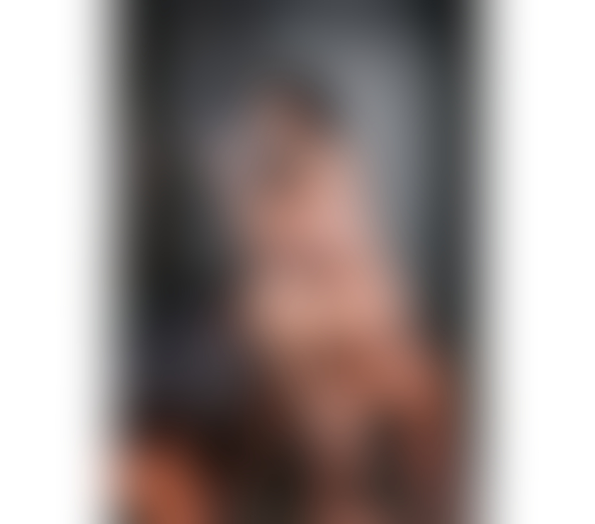 Escorts Mayfair Central London - Photos for New Italian in town