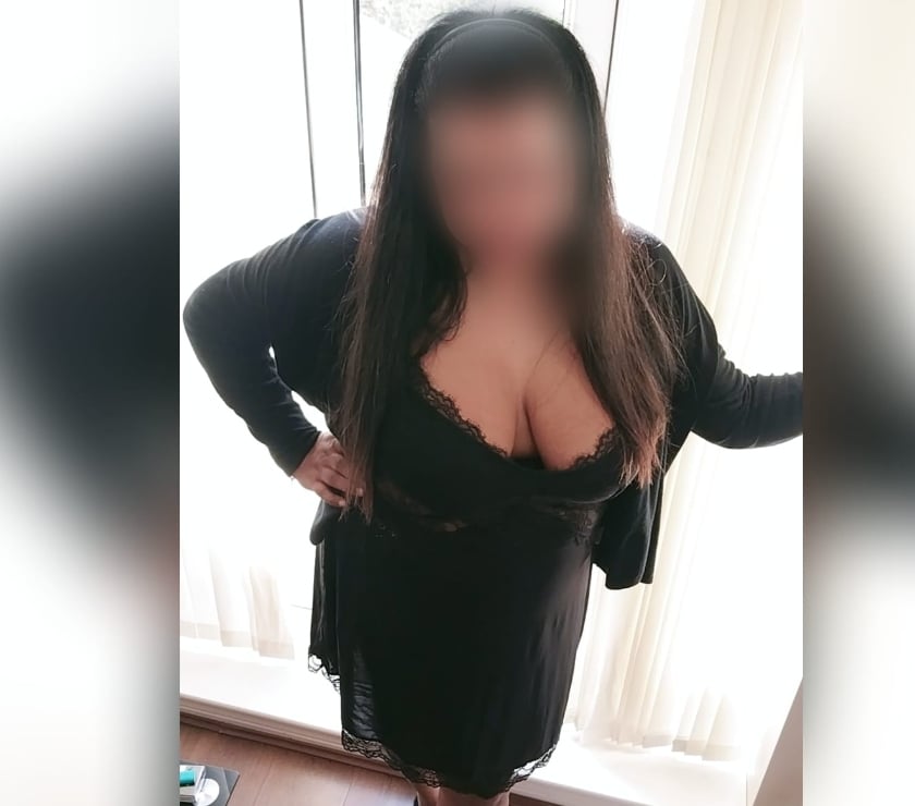 Escorts East London Barking Station - East London - Photos for SUZEE SOUTH INDIAN TAMIL CHUBBY GIRL NEW IN BARKING