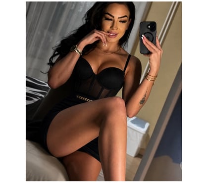  Escorts & Erotic Massage Horsham Town Centre Horsham - Photos for AMBER😍NEW IN YOUR AREA ❤️ PARTY GIRL🎉