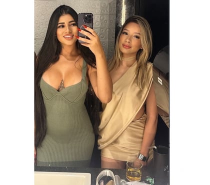 Photos for Bruna e lys Duo and dominatrix🔥🔥