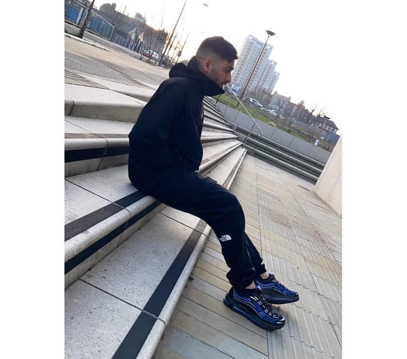 Gay Escorts Arthurs Hill Newcastle upon Tyne - Photos for Pak 25 dark skin black hair brown eyes