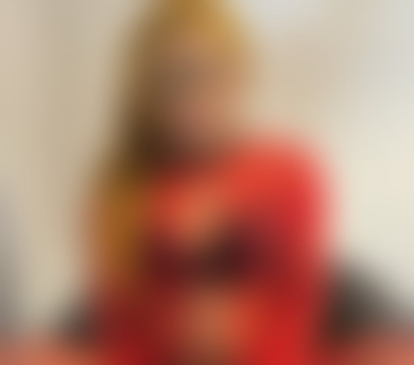 TRANS KELLY TGIRL NOW IN WS8 7 WALSALL 07502 474209