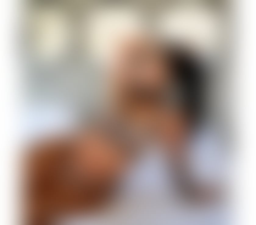 ⚜️*BEAUTIFUL BRAZILIAN BRUNETTE Party 🥳