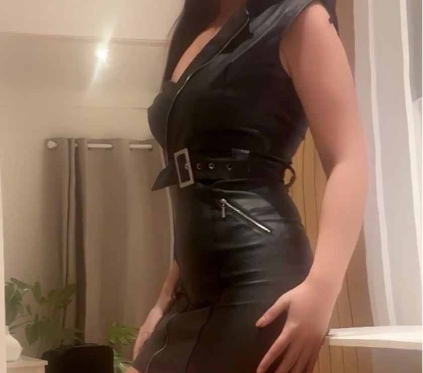 Escorts Cheshire West and Chester Chester - Cheshire West and Chester - Photos for 💋English Slim Leggy Escort Discreet Outcalls💋