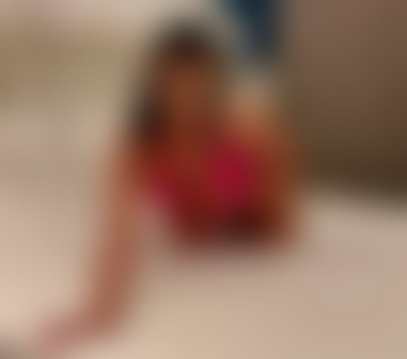 Escorts West Yorkshire Bradford - Photos for Hello i m new in town best owo and kiss😘😘