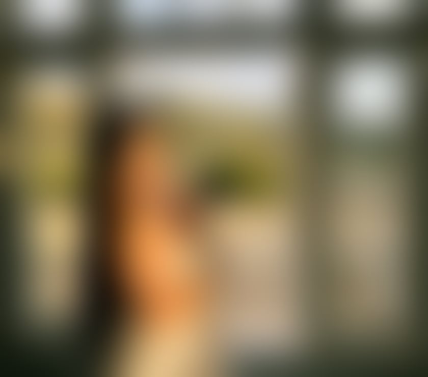 Escorts Central London King`s Cross - Central London - Photos for I'm LUNA Brazilian, engaging and wrapped in a mystery that