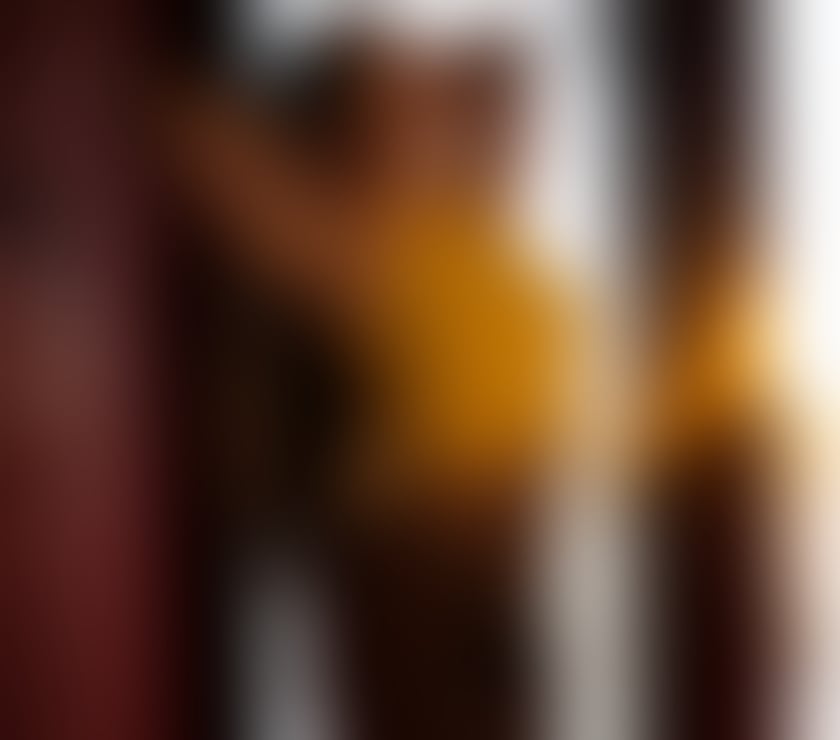  Escorts King`s Cross St. Pancras Station King`s Cross - Central London - Photos for I'm LUNA Brazilian, engaging and wrapped in a mystery that