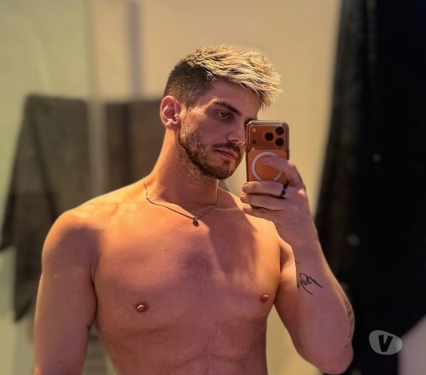  Gay massage Greater Manchester Manchester - Photos for 6ft, XL & confident northerner. Avl for In & Outcalls😉