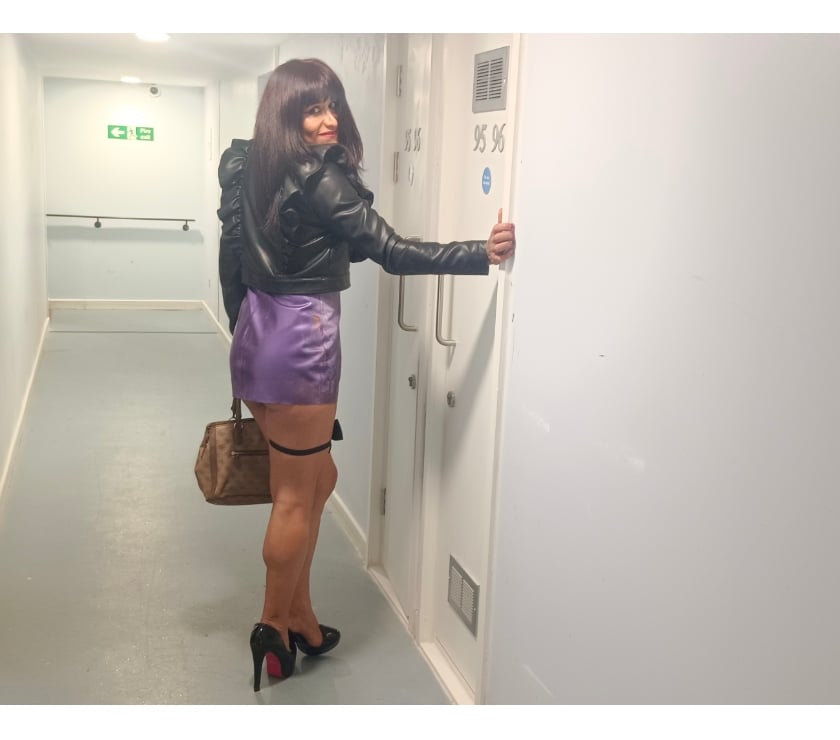 Trans Escorts East London Forest Gate Station - East London - Photos for TS Barvie XXL Colombian naughty PARTY girl GFE