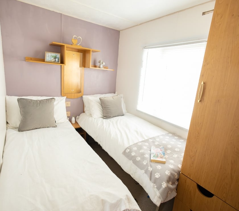 secondhand caravans Kent Swale - Photos for Cosalt Torino Three Bedroom Caravan For Sale