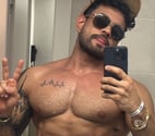 Available for incall, outcall and car meets