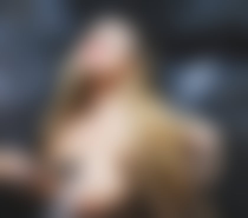 Escorts Slough Slough Town Centre - Slough - Photos for New, sexxy, experienced PartyMilf for Ur pleasure...