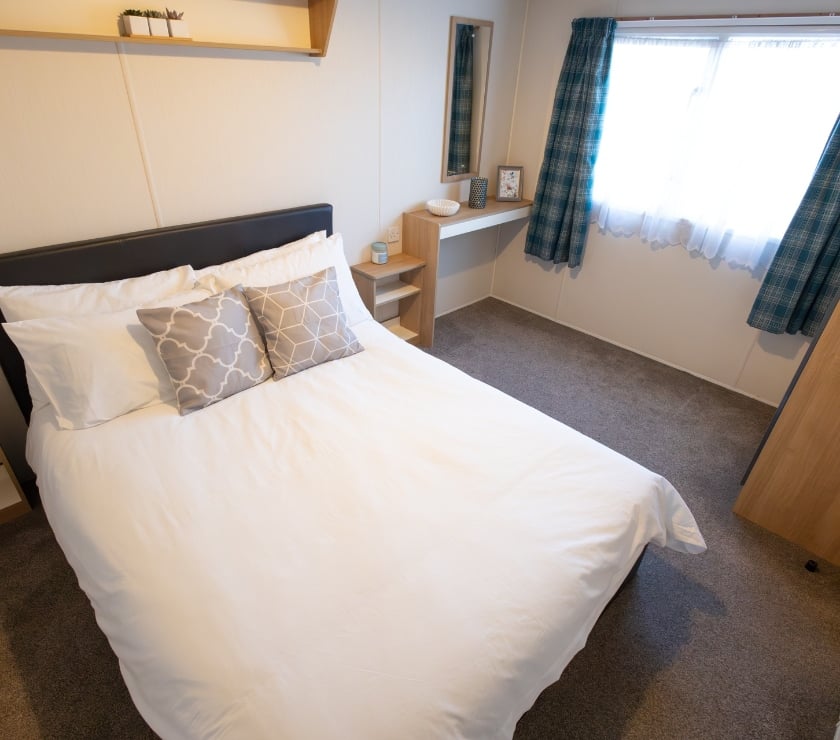 secondhand caravans Kent Swale - Photos for Willerby Mistral Three Bedroom