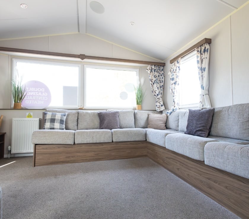 secondhand caravans Kent Swale - Photos for Willerby Caledonia for sale