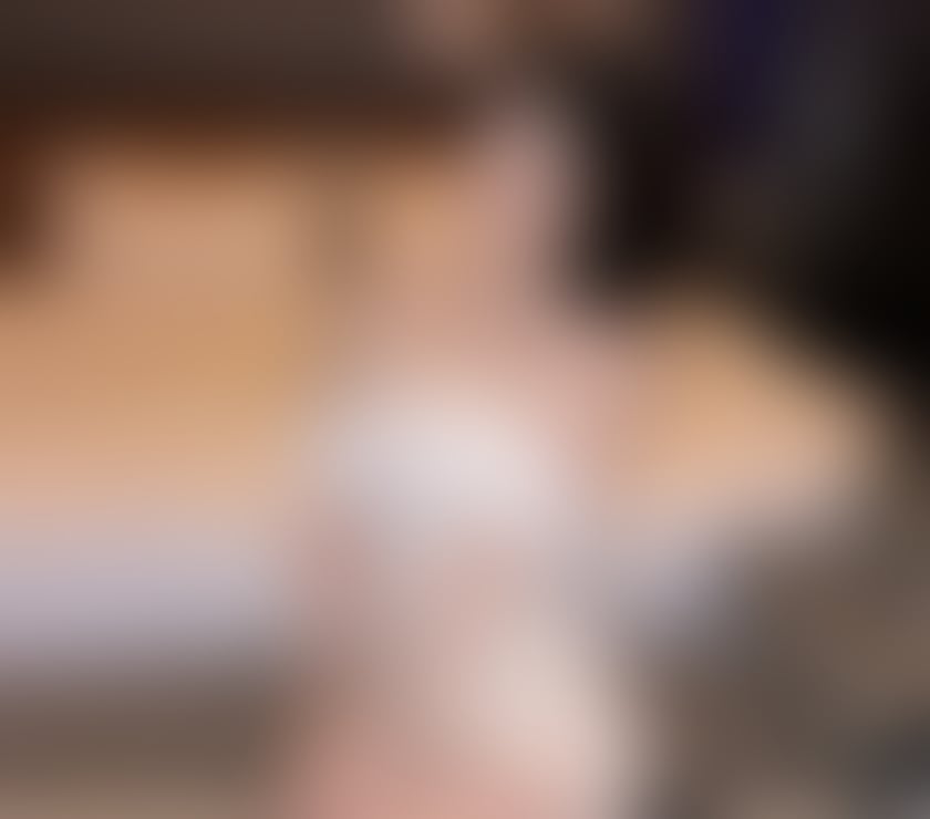 Photos for 💯🆕A beautiful Asian girl, Model, REAL PICTURE