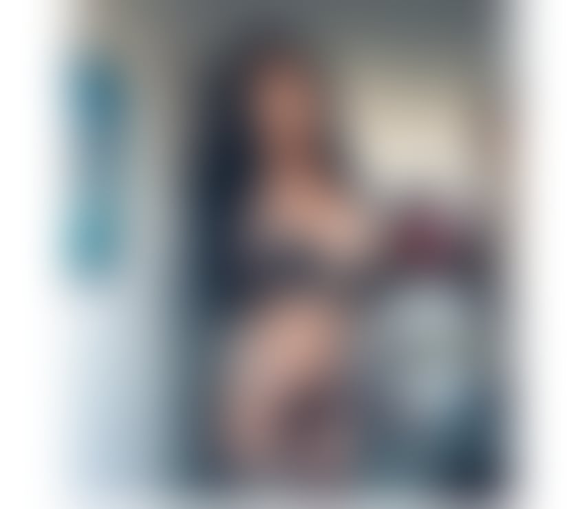 Photos for 🫦HOT Party Girl ❤️❤️🥳 Larissa❤️