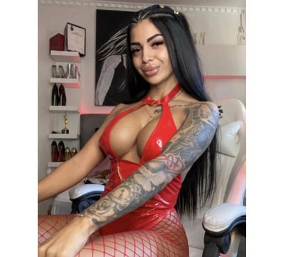 Photos for 🫦HOT Party Girl ❤️❤️🥳 Georgiana❤️