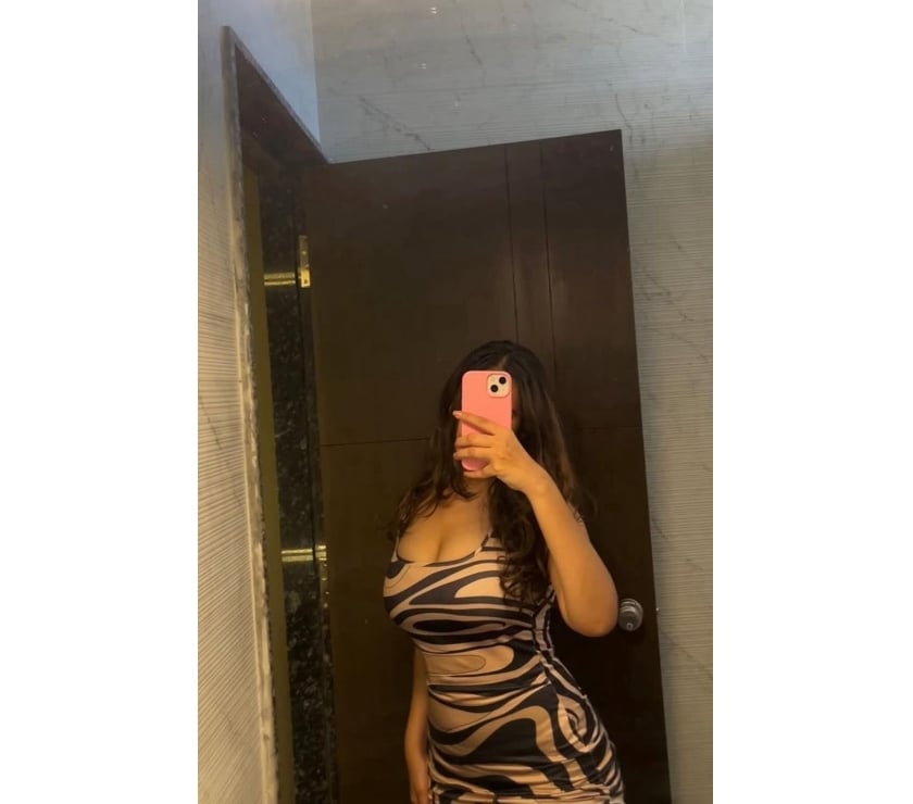 Escorts Ealing Southall - Ealing - Photos for Warmhearted indian girl available for companionship