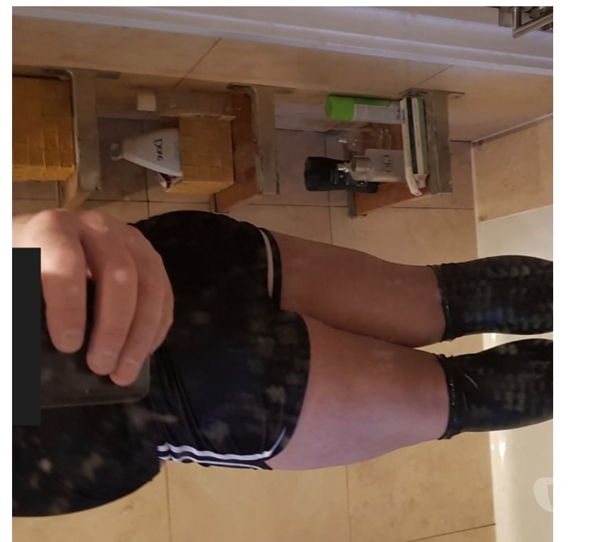  Gay massage Essex Basildon - Photos for PAINTER DECORATOR GARDENER