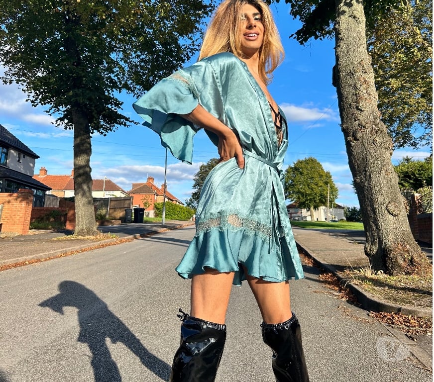 Trans Escorts West Midlands Birmingham - Photos for Sweet shy latte