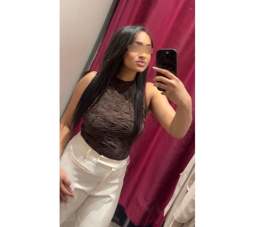 Escorts Ealing Northolt - Ealing - Photos for British Kiara Slim Curvy Mixed Raced Brunette