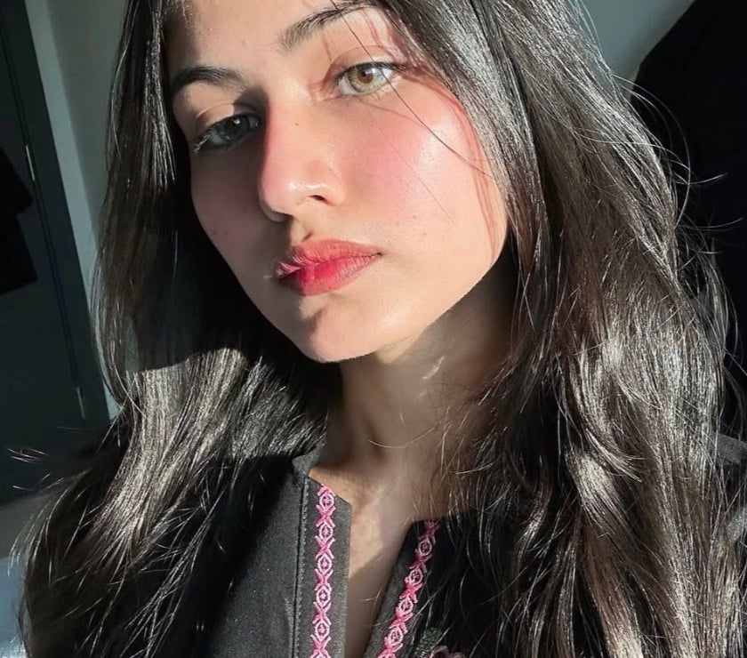 Escorts Soho Central London - Photos for New Indian Girl In Your Town Young & Charming