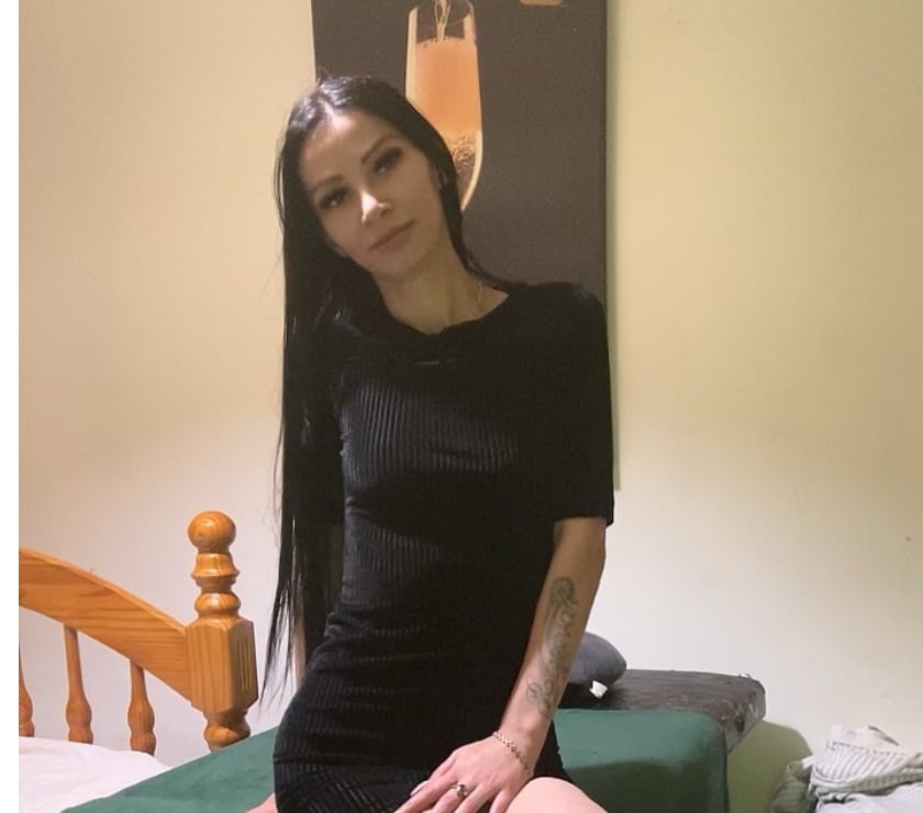 Escorts West Yorkshire Leeds - Photos for Skinny girl new in town best service