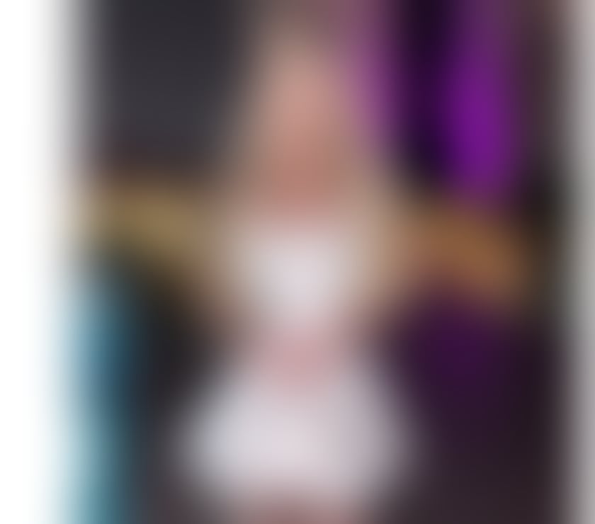  Escorts Edinburgh Old Town Edinburgh - Photos for Honey 🤤 sweet adventure, I love parties