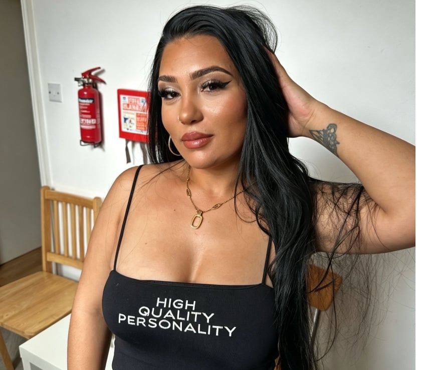 Photos for New Arabic in Town ROSSALYA