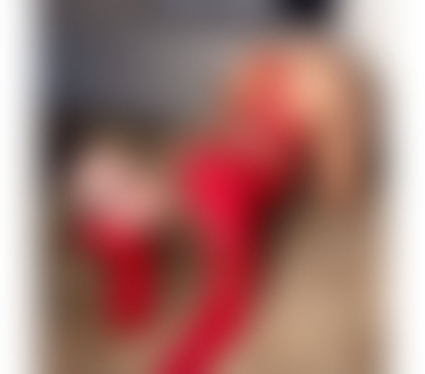 New Babe in Town Full Service Party