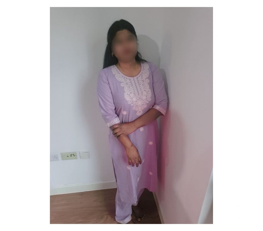Escorts East London Barking Station - East London - Photos for Buvana South Indian tamil girl