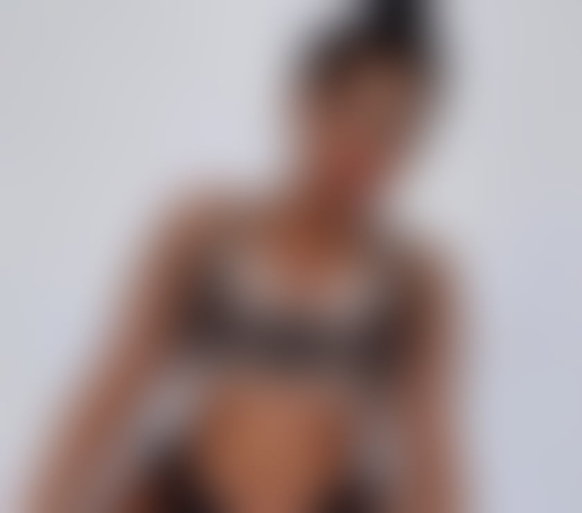 Party 🥳 girl 😘adriana